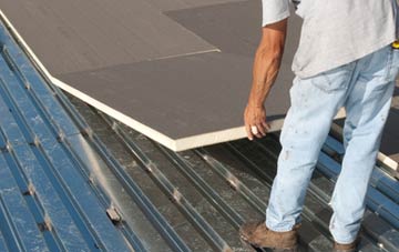 benefits of insulating Cundy Hos flat roofing
